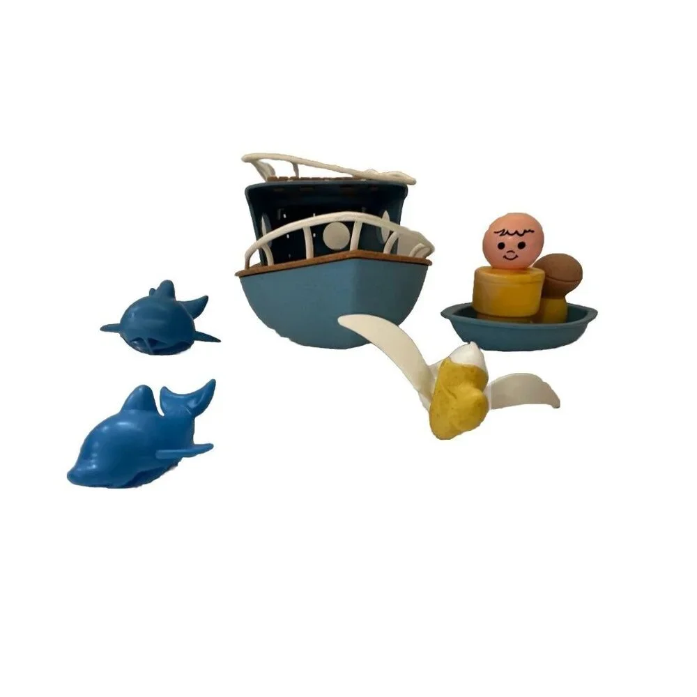 Sprig Toys Dolphin Discovery Boat USA made‎ BPA Free Eco Friendly Recycled *READ